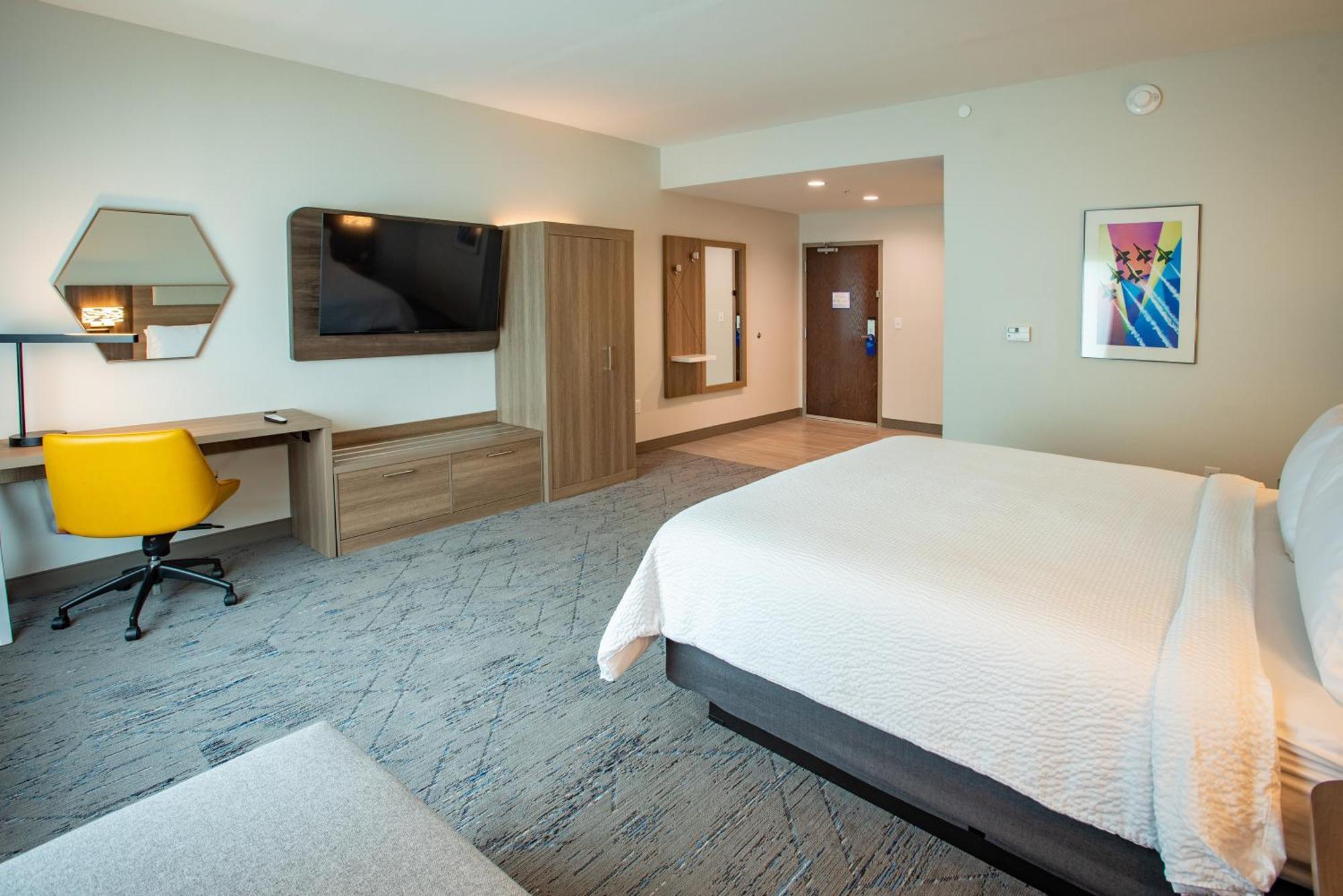 Holiday Inn Express & Suites Pensacola Airport North - I-10 By Ihg Ferry Pass エクステリア 写真